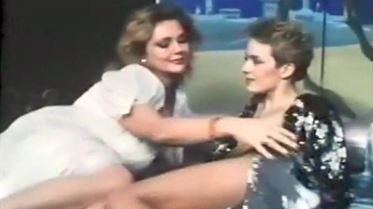فيلم Adolescentes pour satyres 1986 اون لاين للكبار فقط
